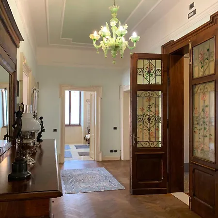 Residenza Porta Brescia * Пескьера-дель-Гарда