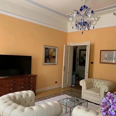 別荘 Residenza Porta Brescia ペスキエーラ・デル・ガルダ