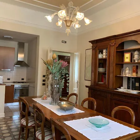 Residenza Porta Brescia Casa de Férias Peschiera del Garda