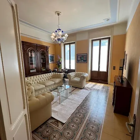別荘 Residenza Porta Brescia ペスキエーラ・デル・ガルダ