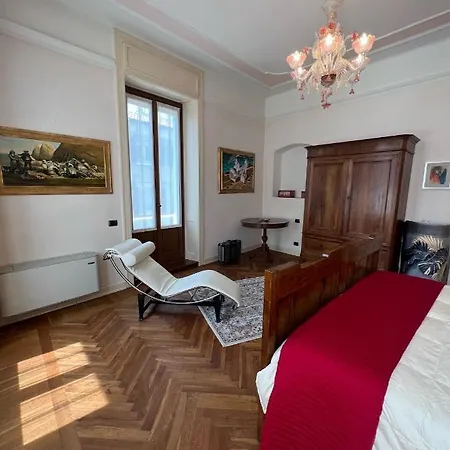 Residenza Porta Brescia 別荘 ペスキエーラ・デル・ガルダ