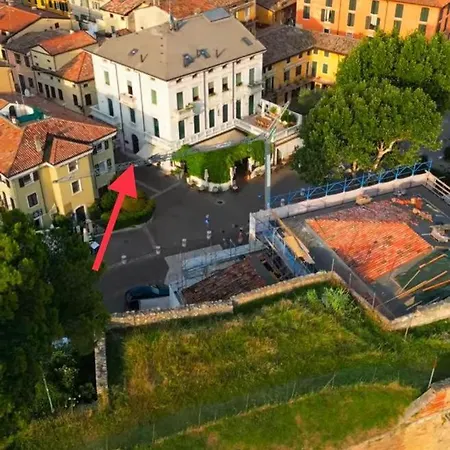 Residenza Porta Brescia 別荘 ペスキエーラ・デル・ガルダ